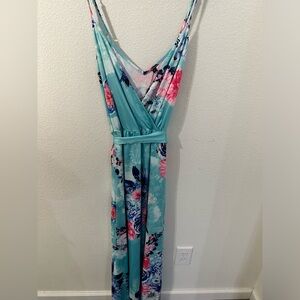 Women’s maxi dress. Large. NWT